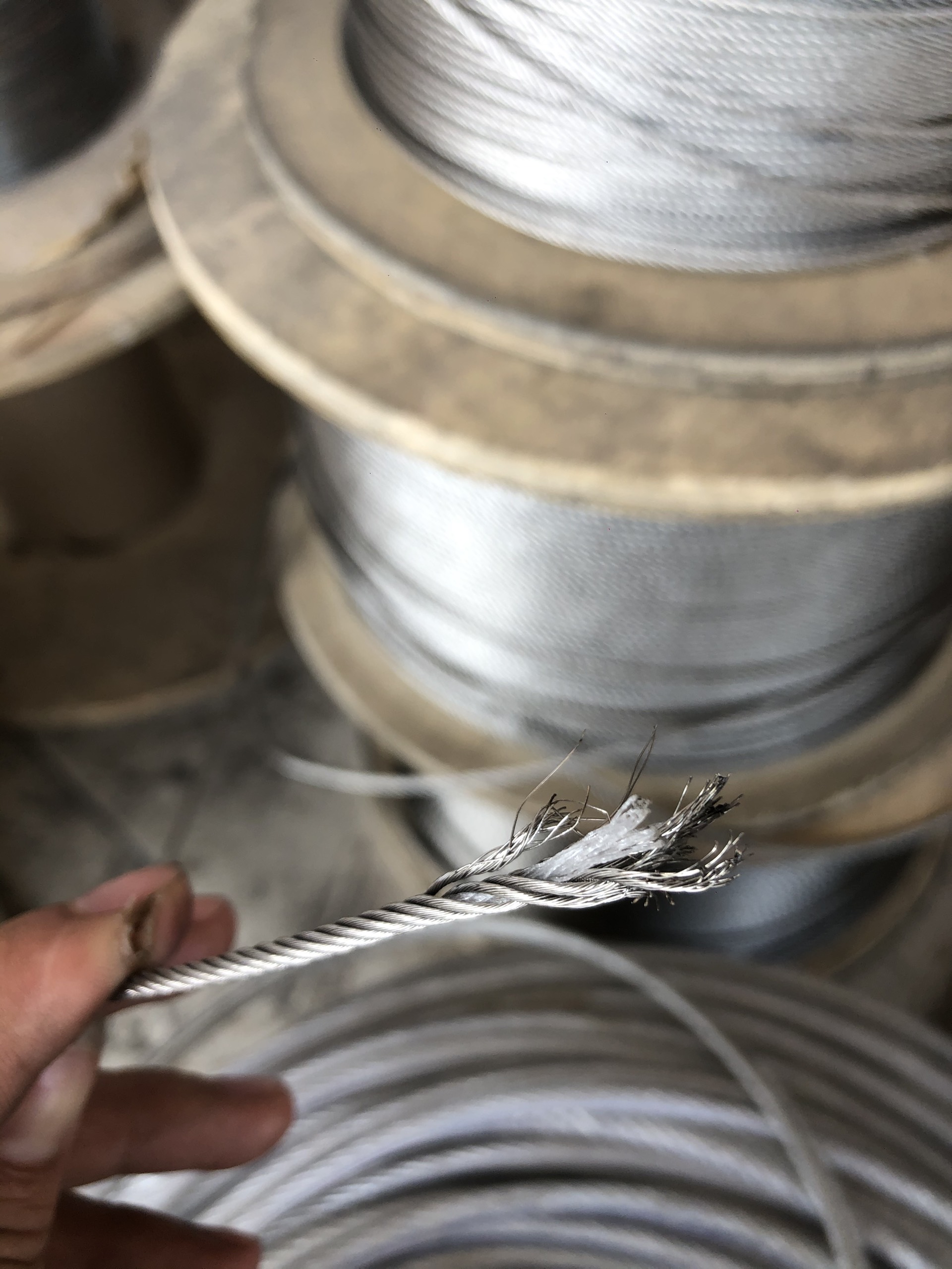 [HCM]Cáp inox 304 1.5 ly giá sỉ (bán theo combo từ 20m ) tặng kèm tăng đơ cáp