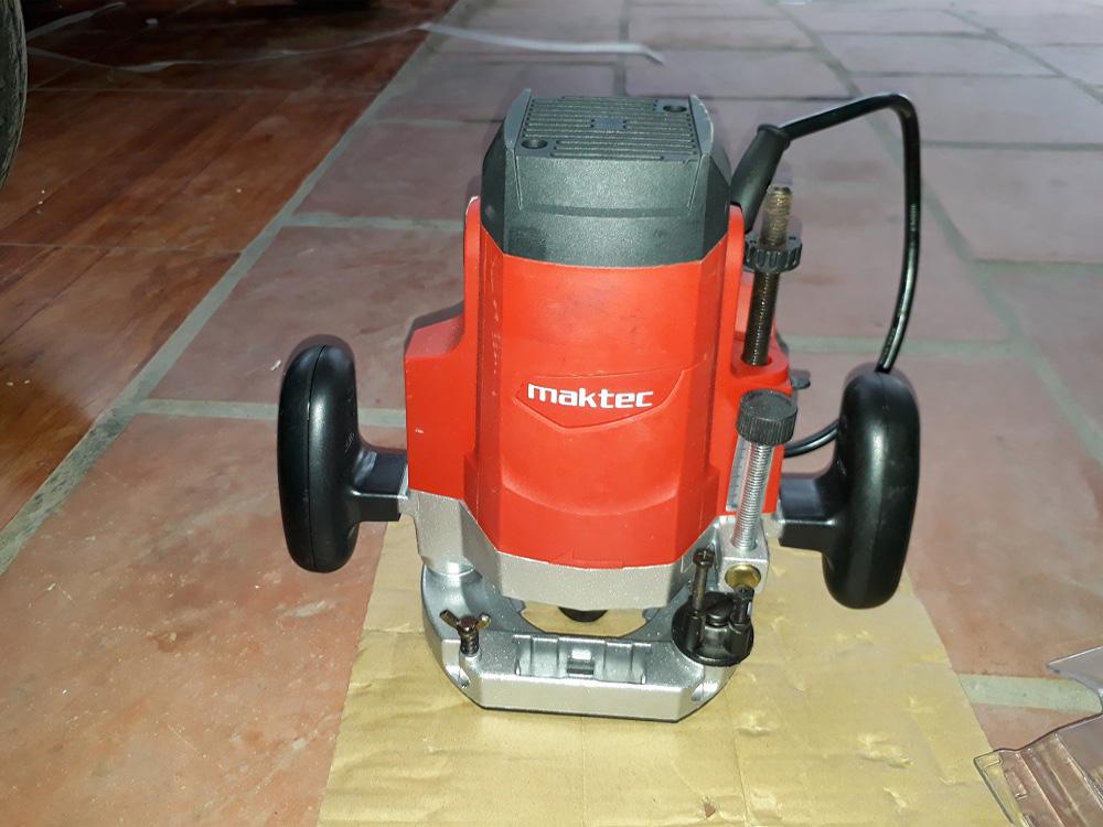 MÁY PHAY GỖ MAKTEC-MT362