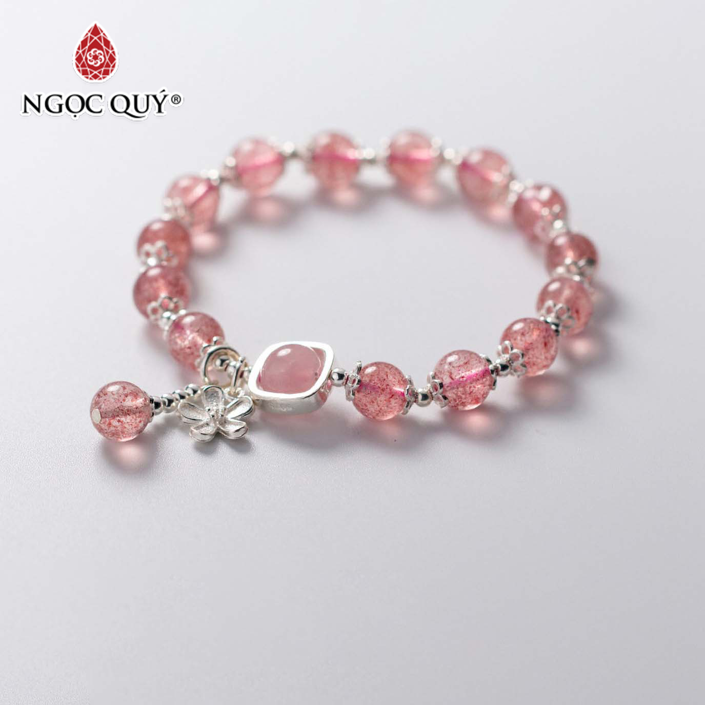 Vòng tay đá thạch anh dâu phối thạch anh hồng mệnh hỏa thổ - Ngọc Quý Gemstones