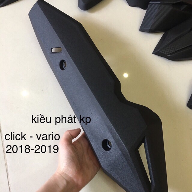 Ốp pô Vario 2018-2020/ Che pô Vario