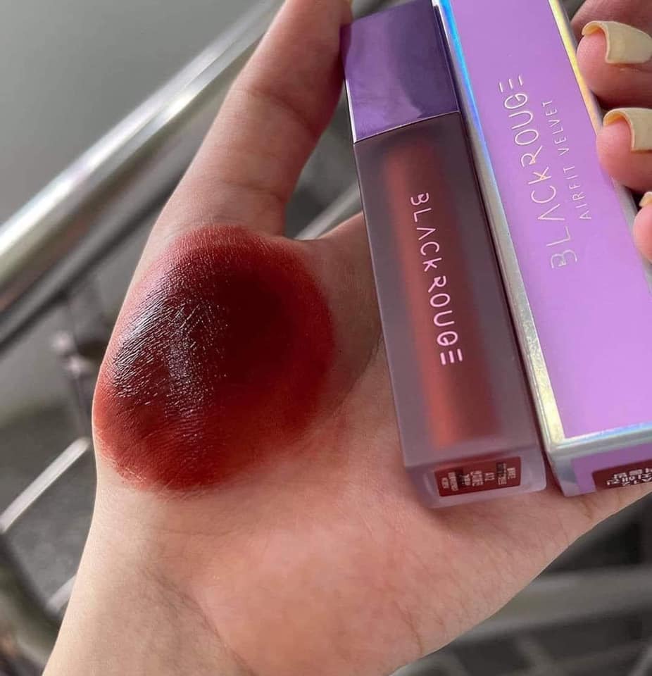 Son kem lì Black Rouge A12 đỏ nâu