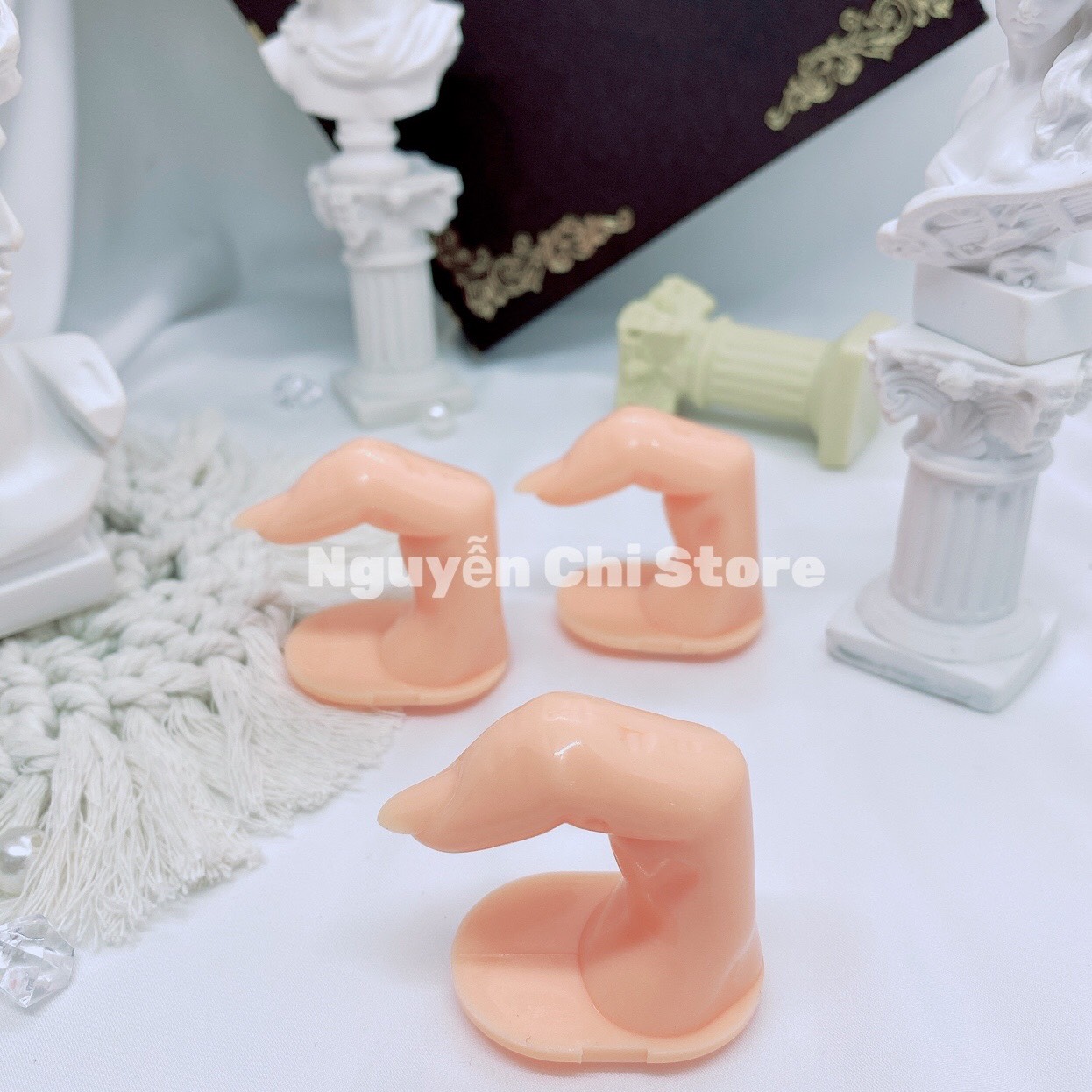 Ngón tay giả tập vẽ,chưng mẫu móng