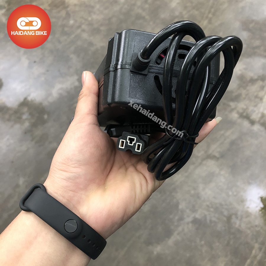 Sạc xe điện 60V-20Ah loại tốt