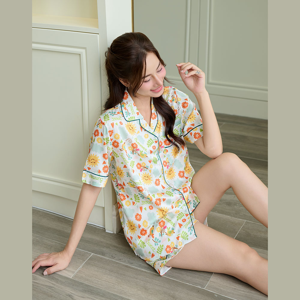 VIBES Đồ bộ nữ mặc nhà Pijama ngắn họa tiết hoa nhí Blossie Py Set