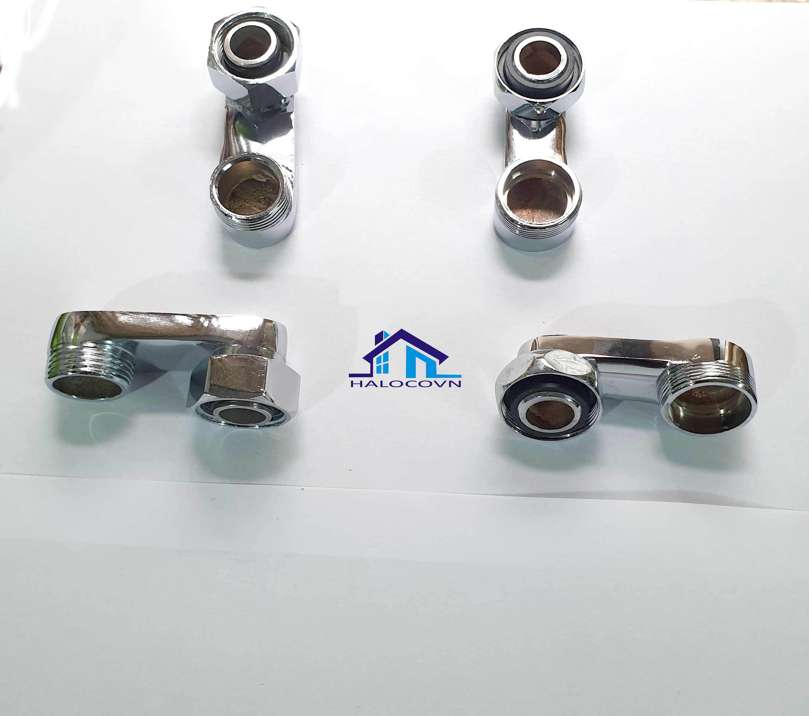 Khửu vòi chậu rửa bát gắn tường