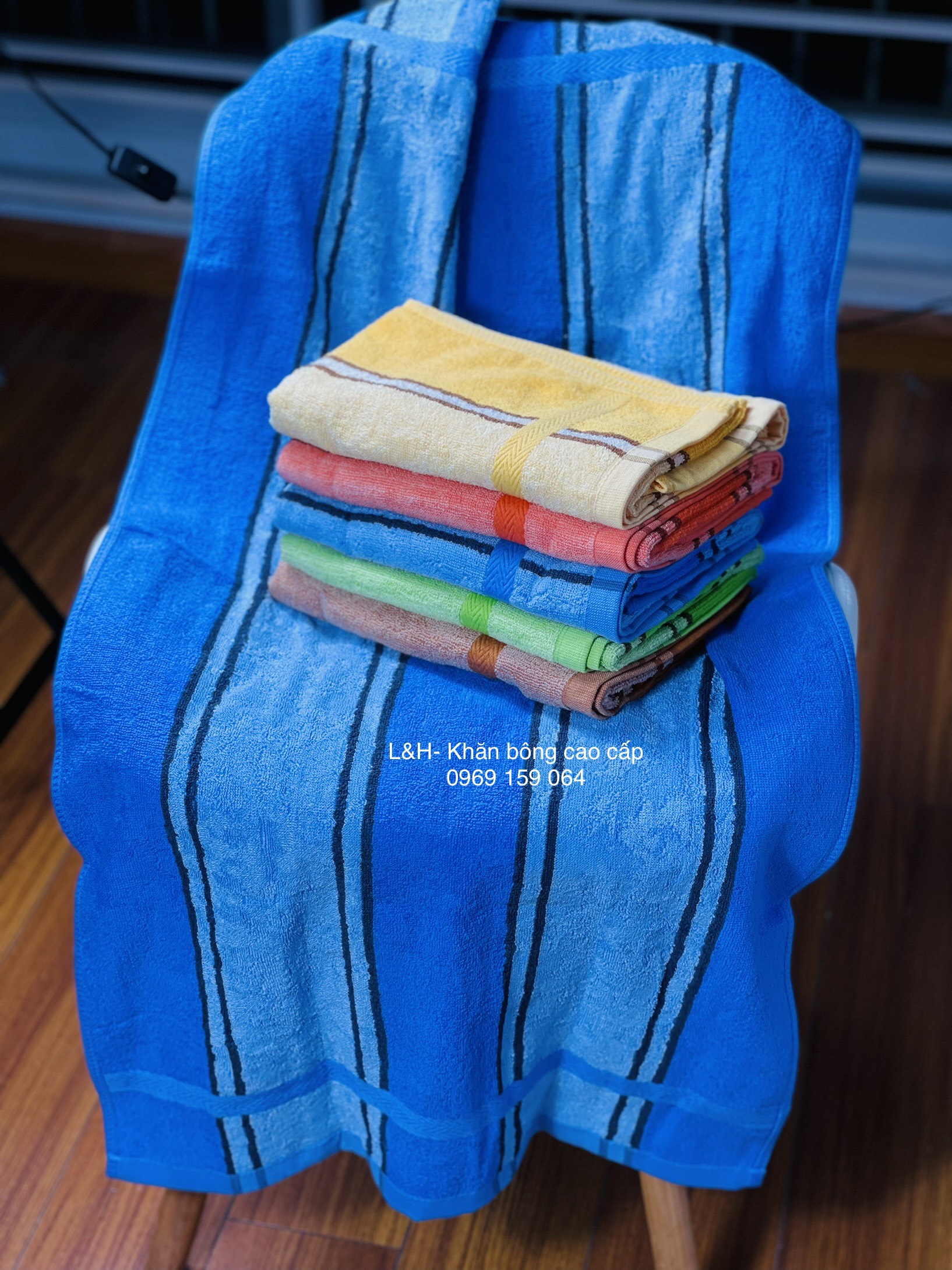 Khăn tắm 100% cotton kẻ sọc Tân Thịnh, KT 50x100cm