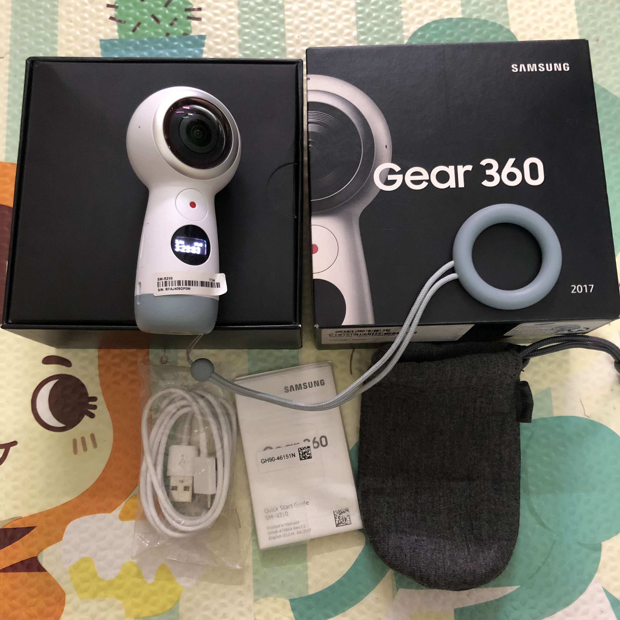 Samsung Gear 360 2017 DM (SM-R210) - Full box 98%