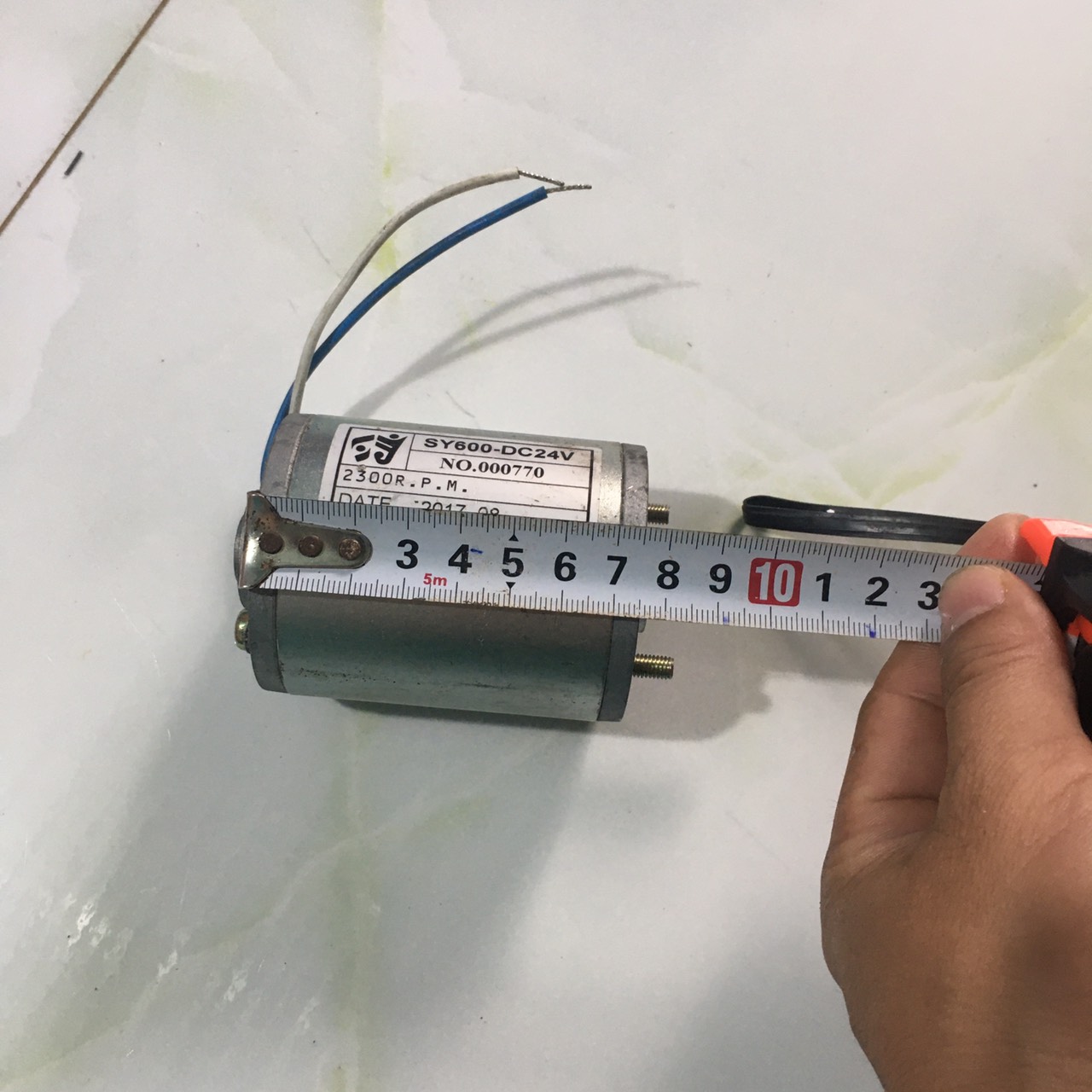 Motor 12-24V DC trục 8mm