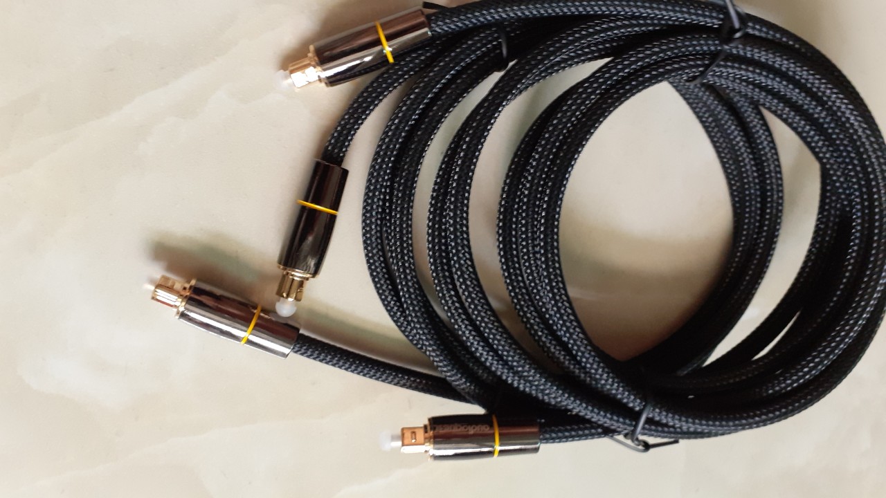 [HCM]DÂY QUANG AUDIO QUEST BÃI MỸ XỊN DÀI 2 MÉT.