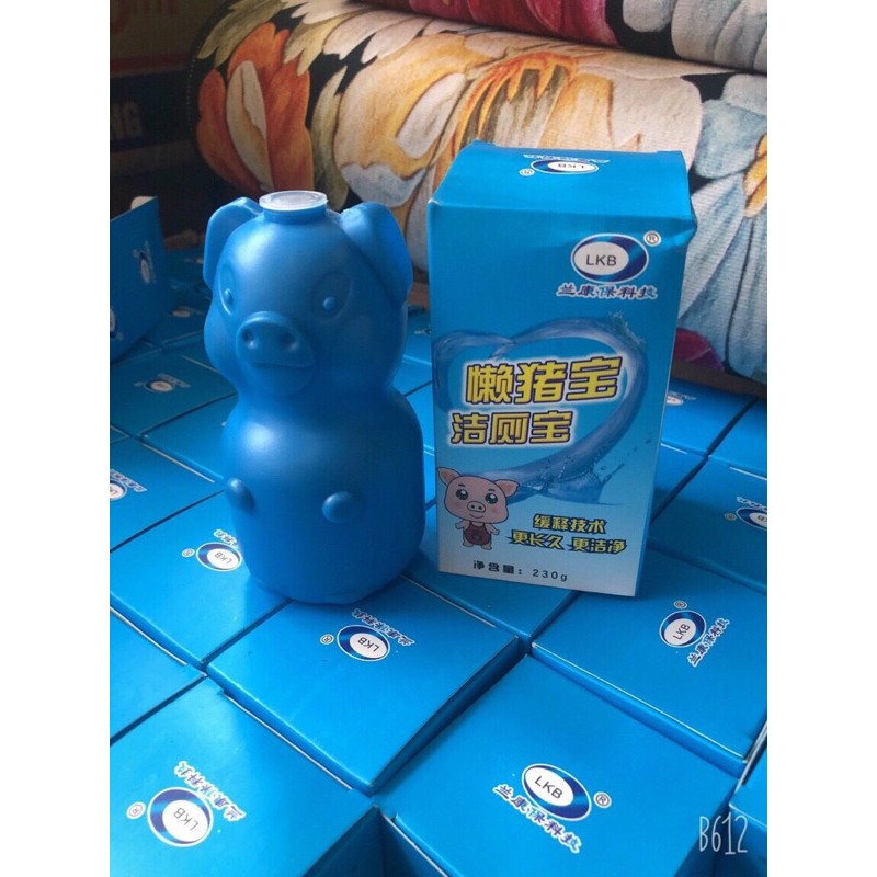 con lợn tẩy bồn cầu