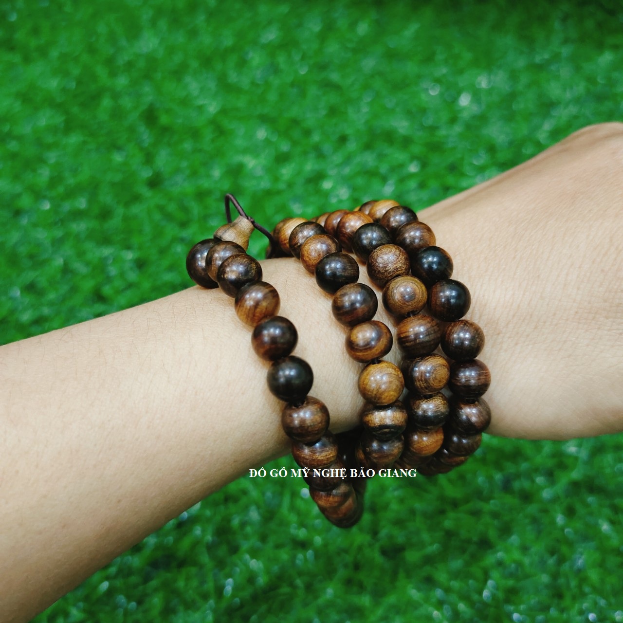 Vòng tay gỗ bách xanh 108 hạt size 8ly
