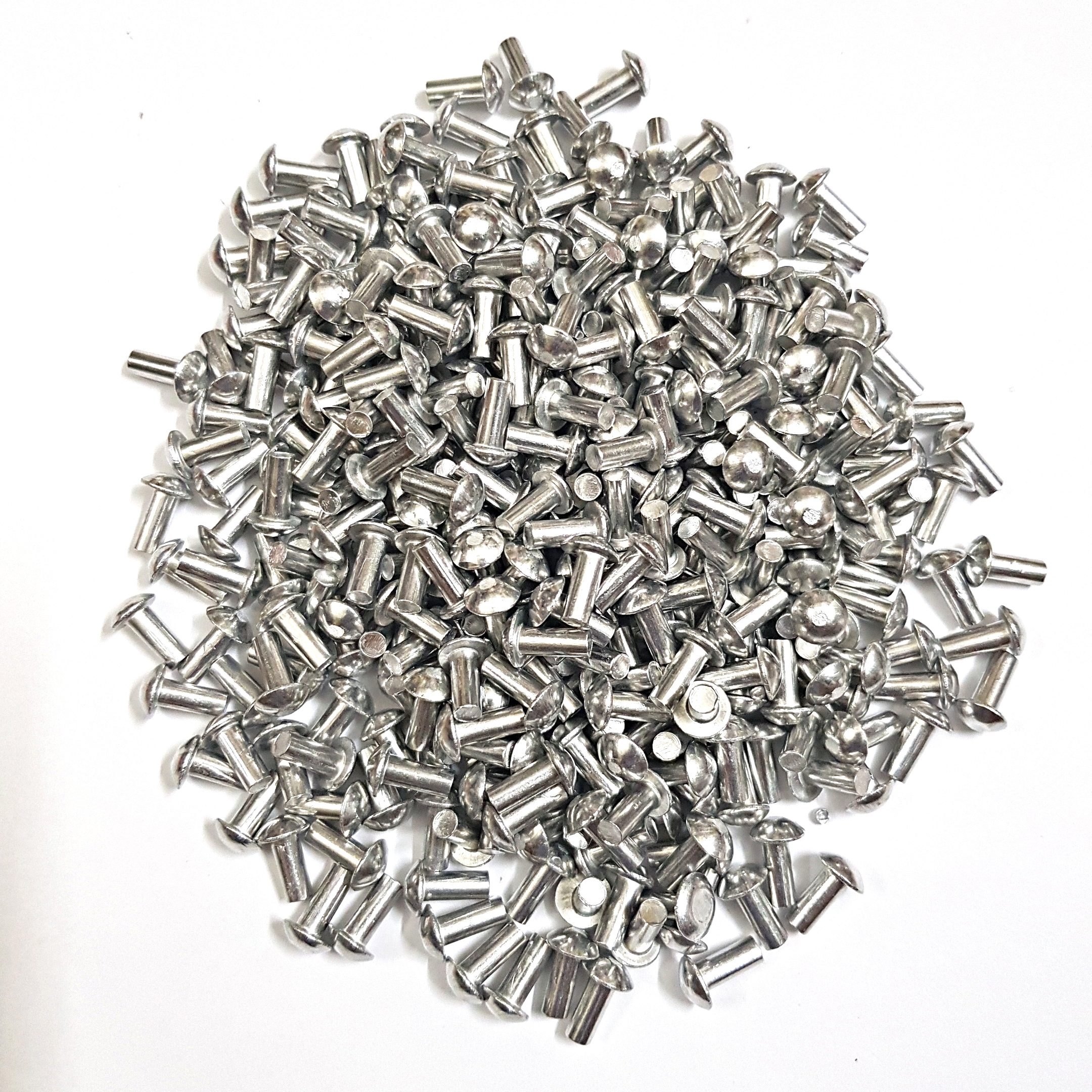 100 gram đinh tán nhôm 4x20mm