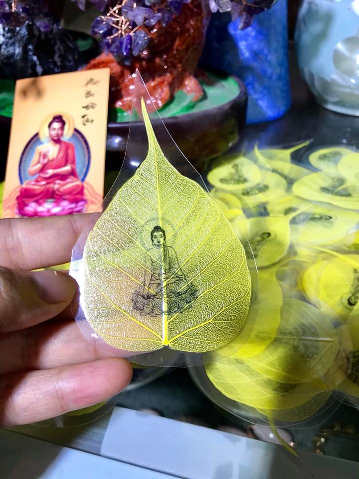Lá bồ đề dát vàng (màu vàng)