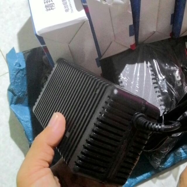 Sạc pin lithium 12.6v và 14.6v Dòng 10A