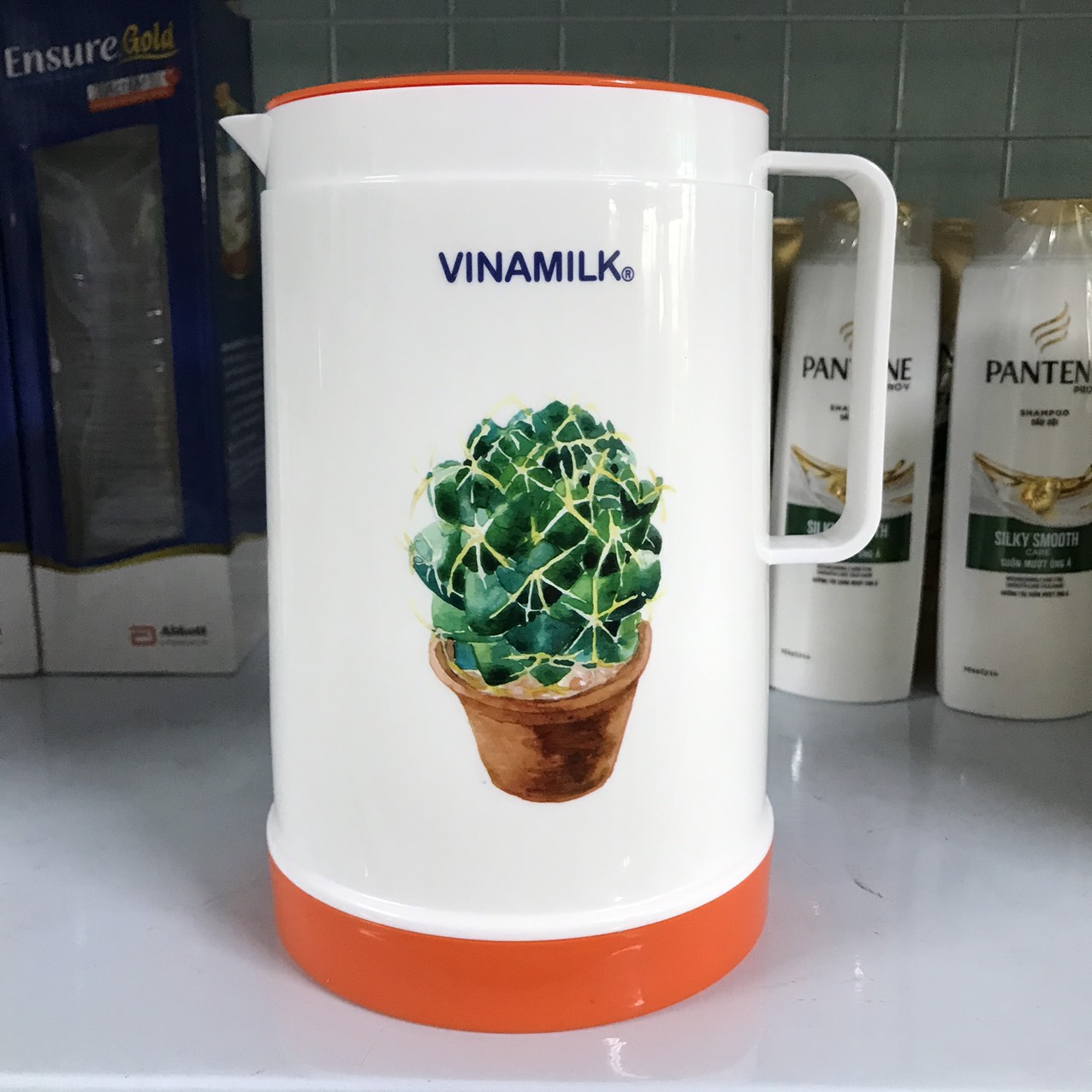 Ca giữ nhiệt cao cấp Vinamilk 1.5 lít