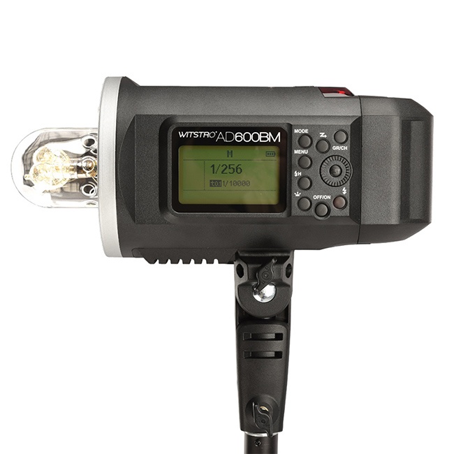 Đèn ngoại cảnh godox ad600bm