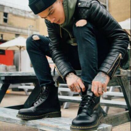 Giày Bốt Cổ Cao Dr Martens
