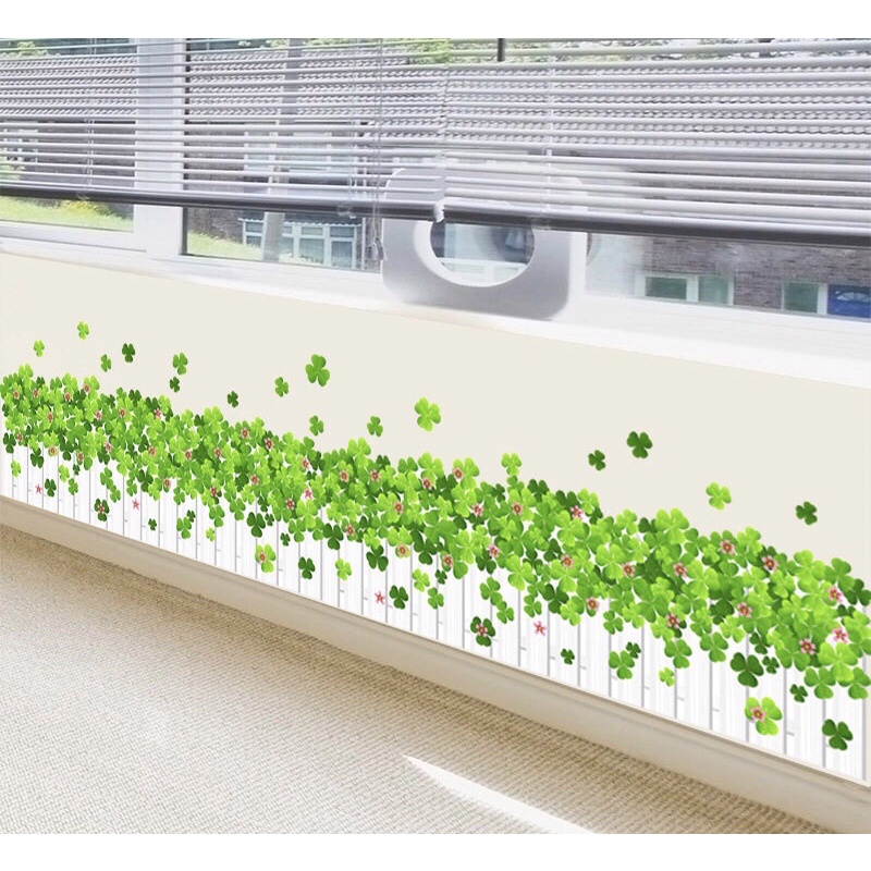 Decal dán chân tường hàng rào cỏ ba lá.