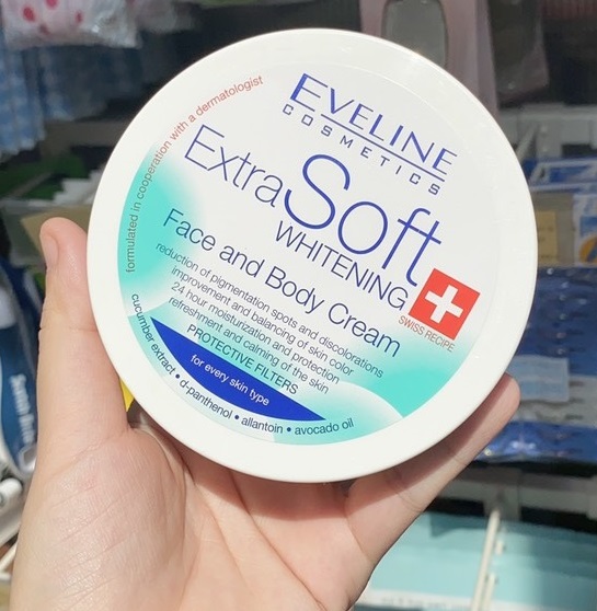 Kem dưỡng trắng da vùng mặt và toàn thân Eveline Extra Soft