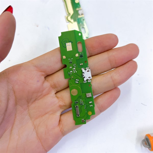 Cụm sạc Nokia C30 hàng như hình.