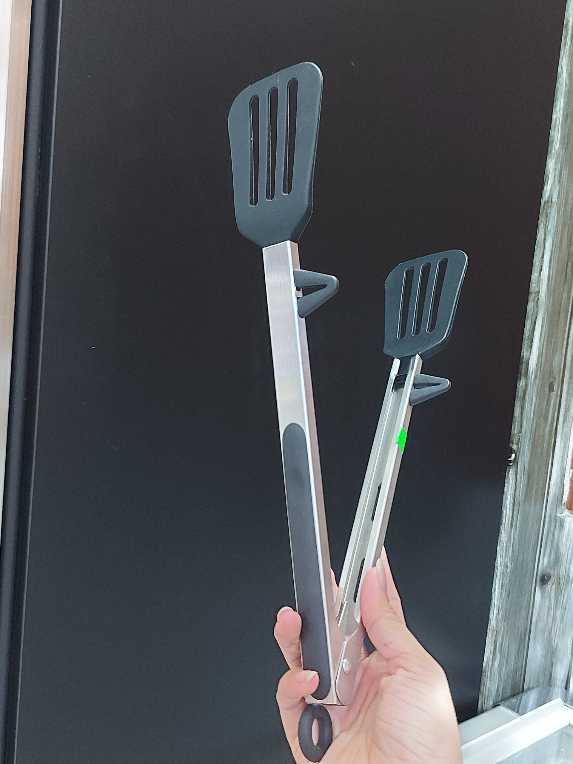 Dụng cụ gắp đồ với đầu gắp làm bằng silicone / Steel Cooking Food Grip with Silicone Head