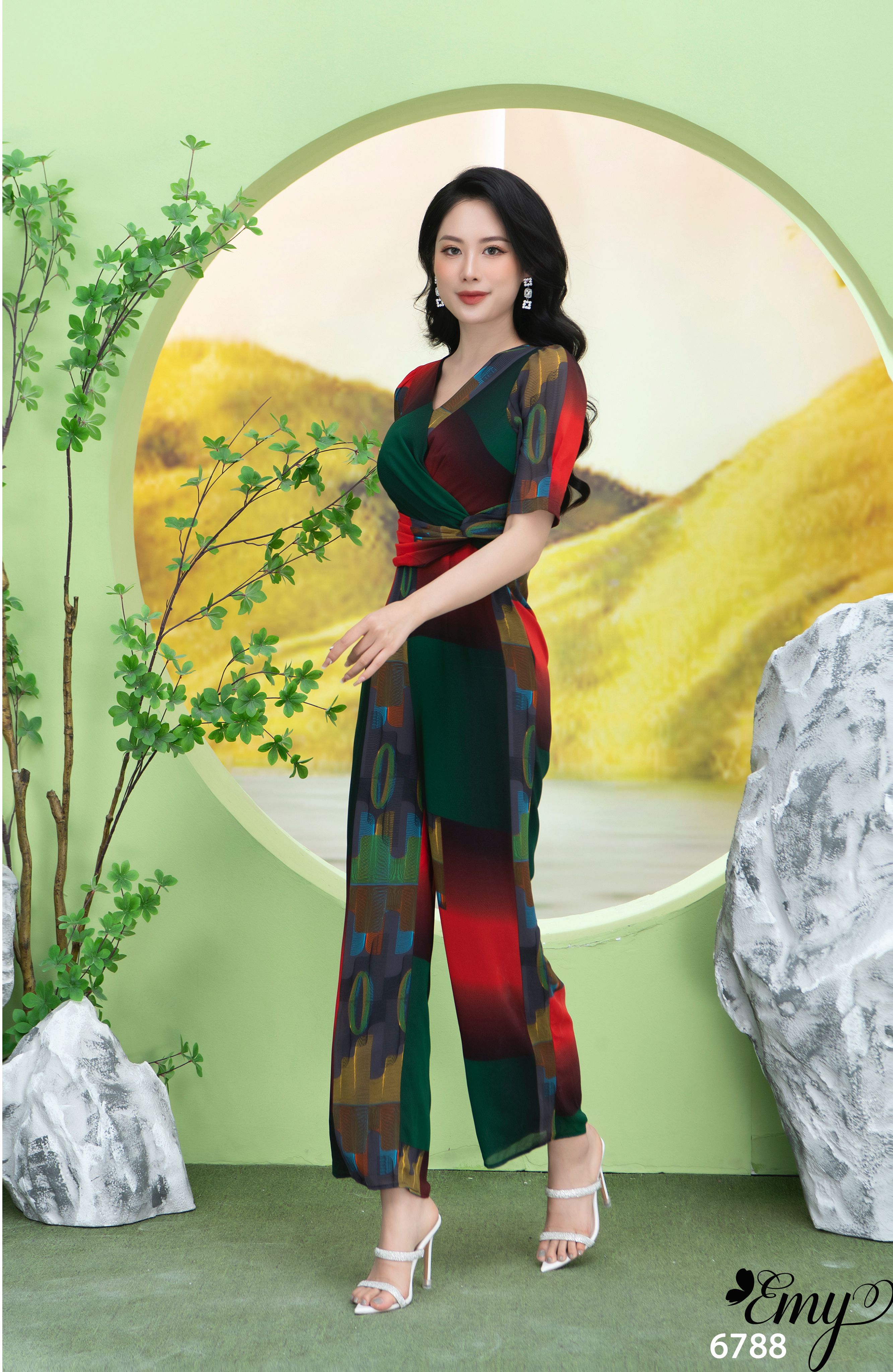 EMY EM6788 Jump Dài Cổ V Phối Màu