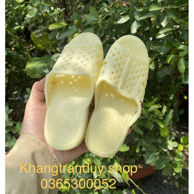 Dép tổ ông nhiều màu cho bé