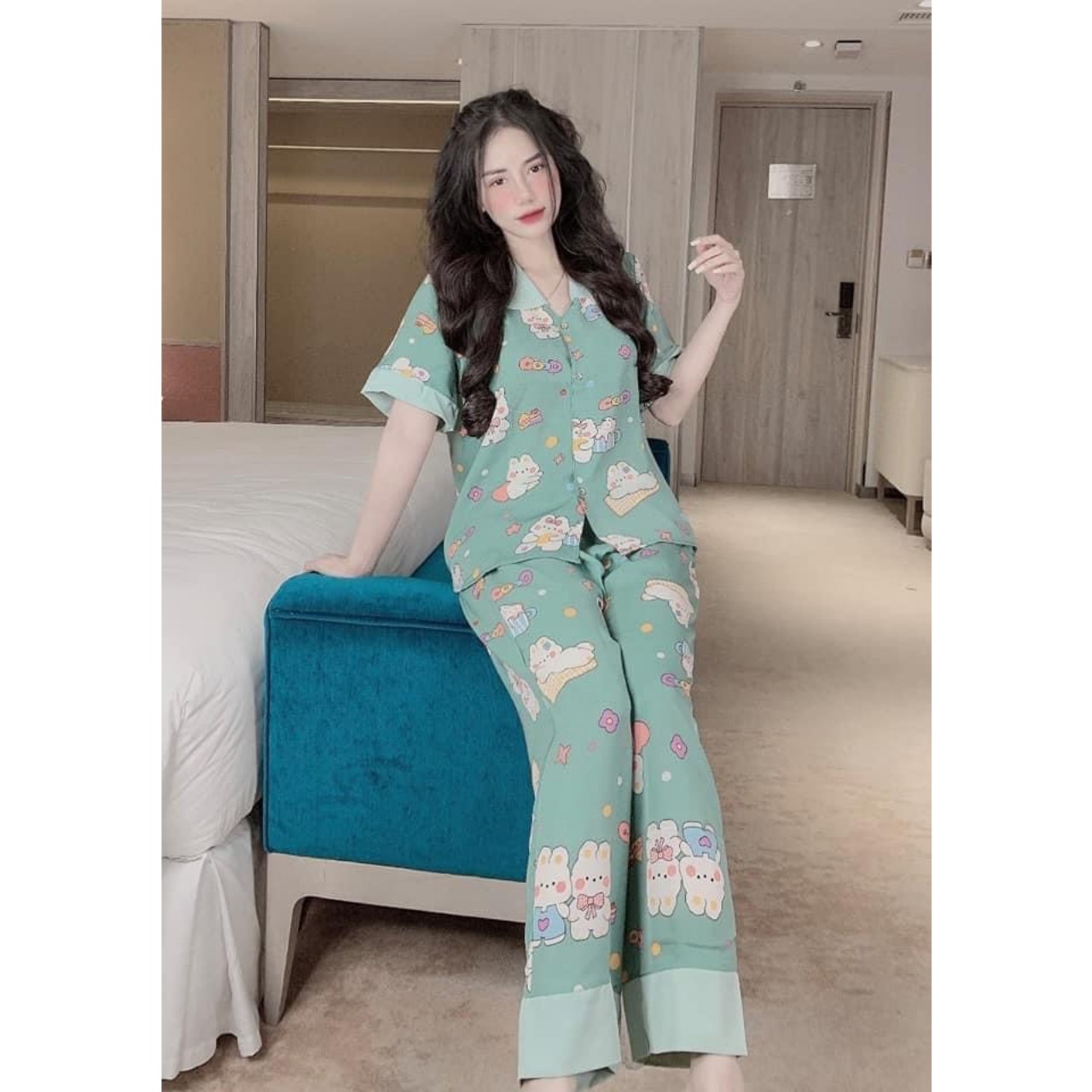 Bộ đồ ngủ mặc nhà áo cộc quần dài