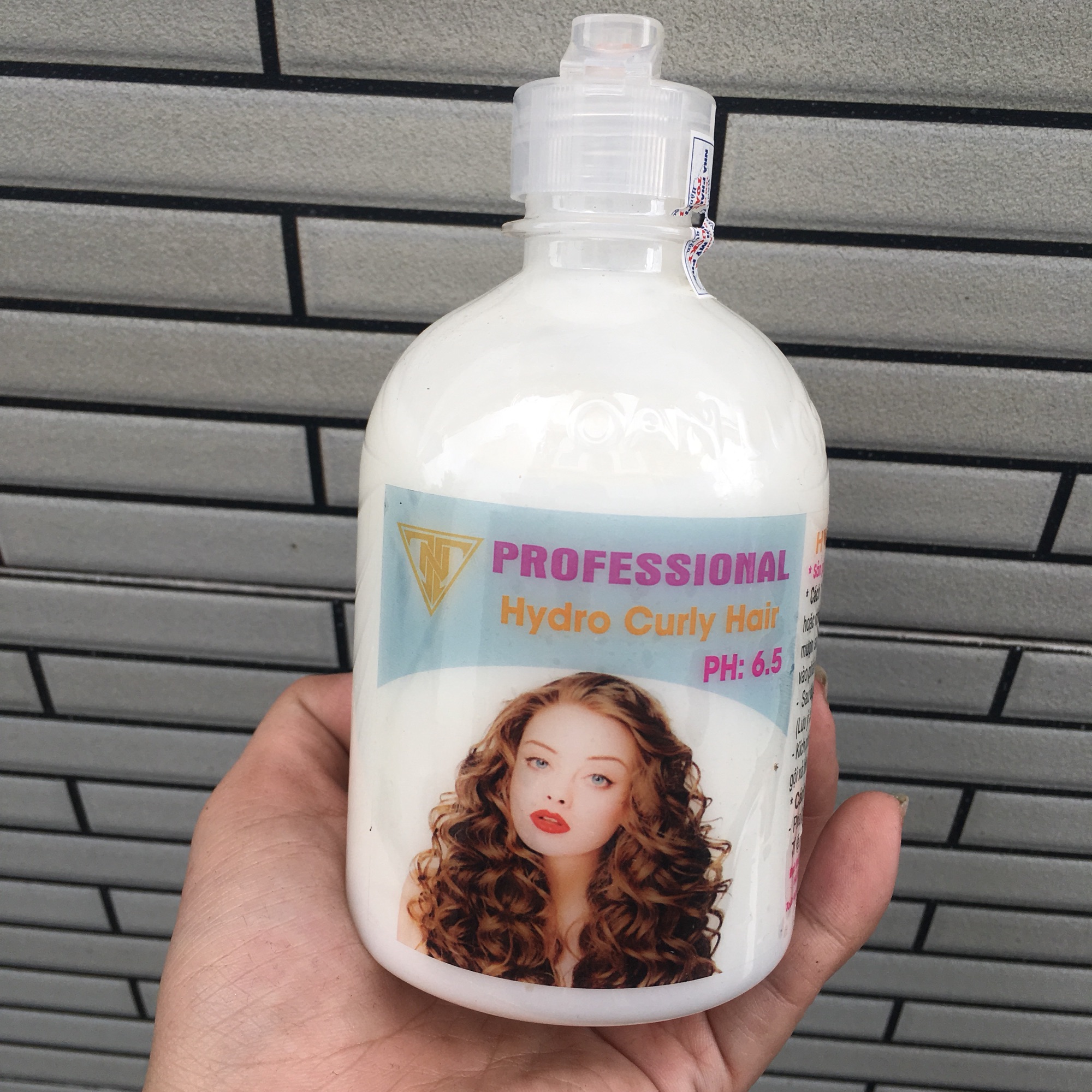 DUNG DỊCH KÍCH XOĂN THẦN TỐC HYDRO CURLY HAIR 450ml