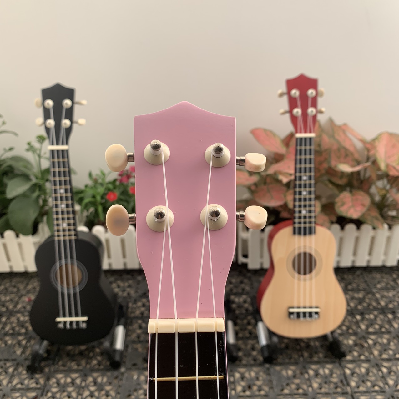 ĐÀN UKULELE SOPRANO 21INCH HỒNG NHẠT