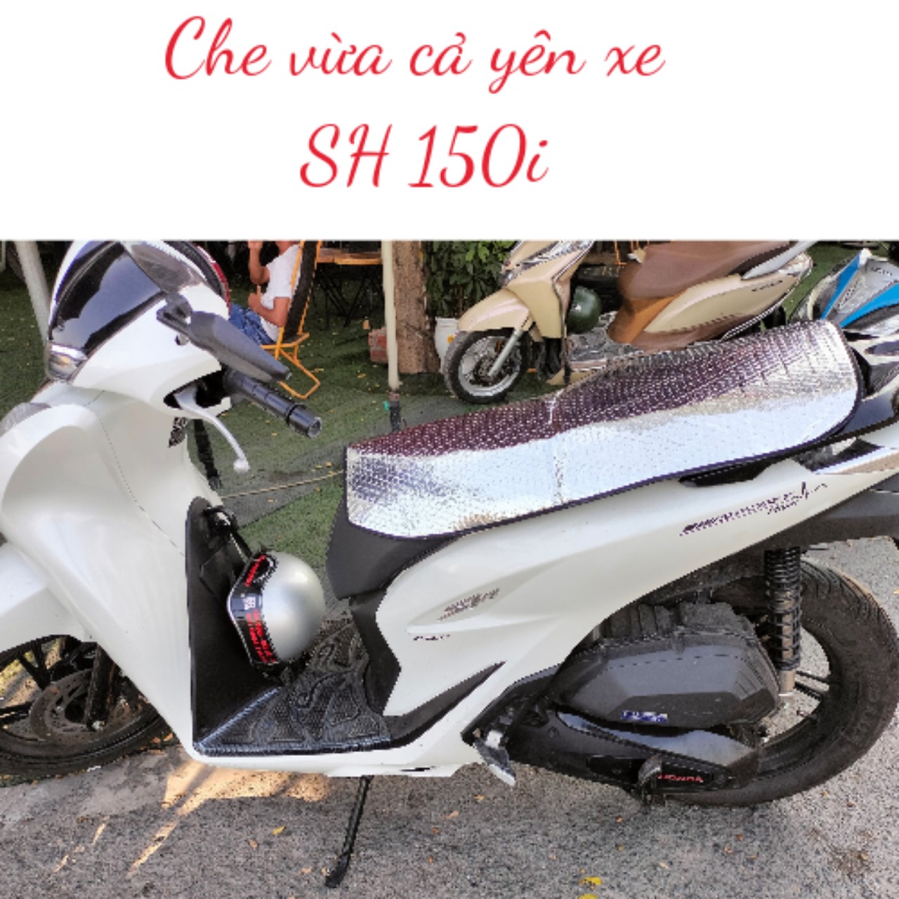 Tấm che yên xe máy kích thước lớn, che phủ hết tất cả yên của các dòng xe tay ga, gắn máy