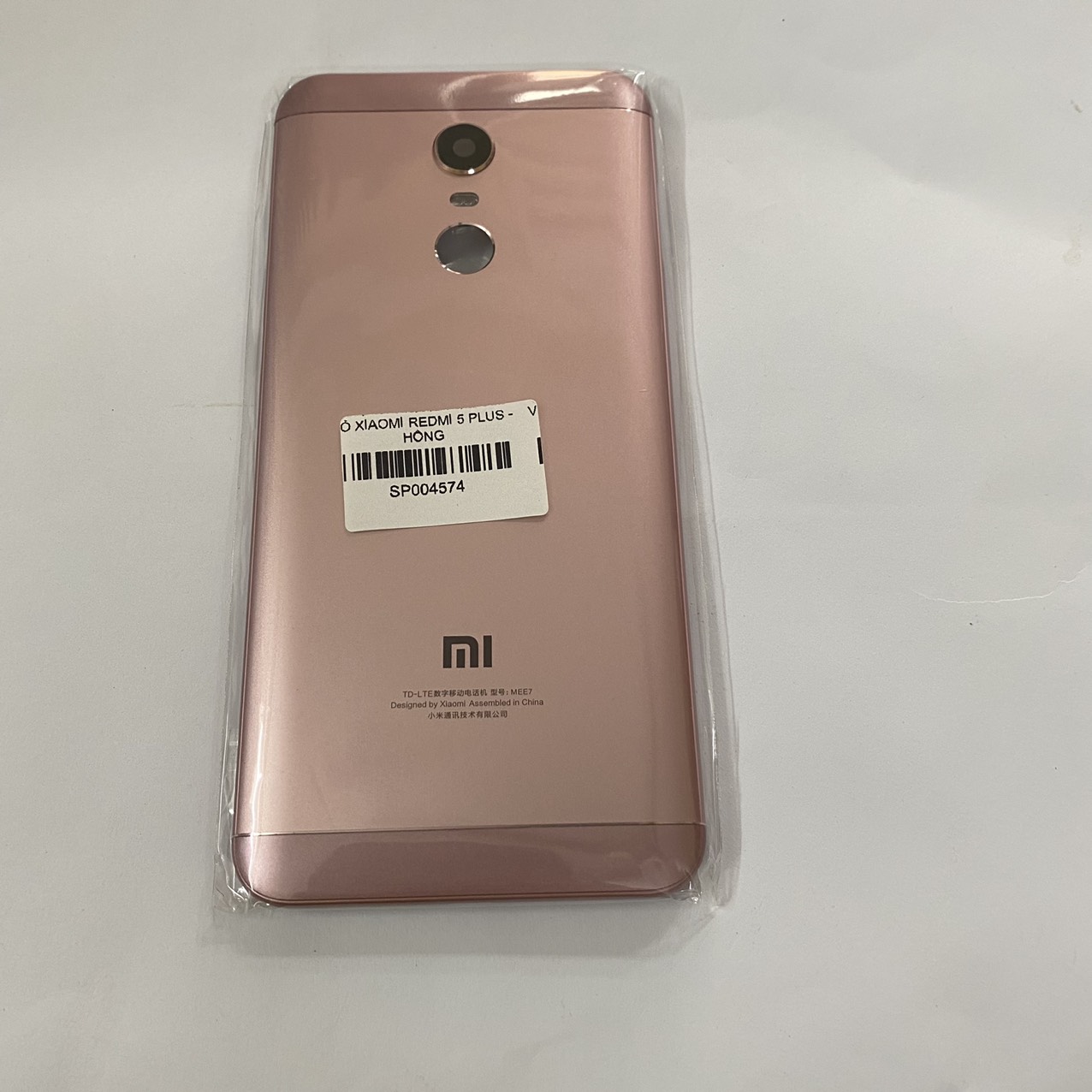 Nắp lưng Xiaomi Redmi 5 Plus