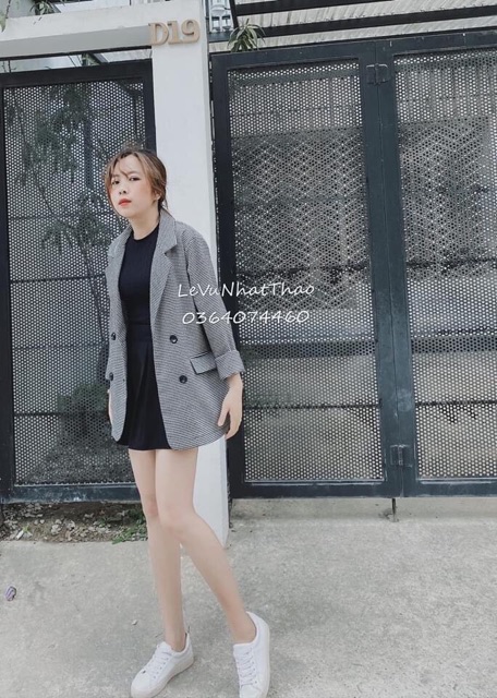 Blazer trơn kẻ basic