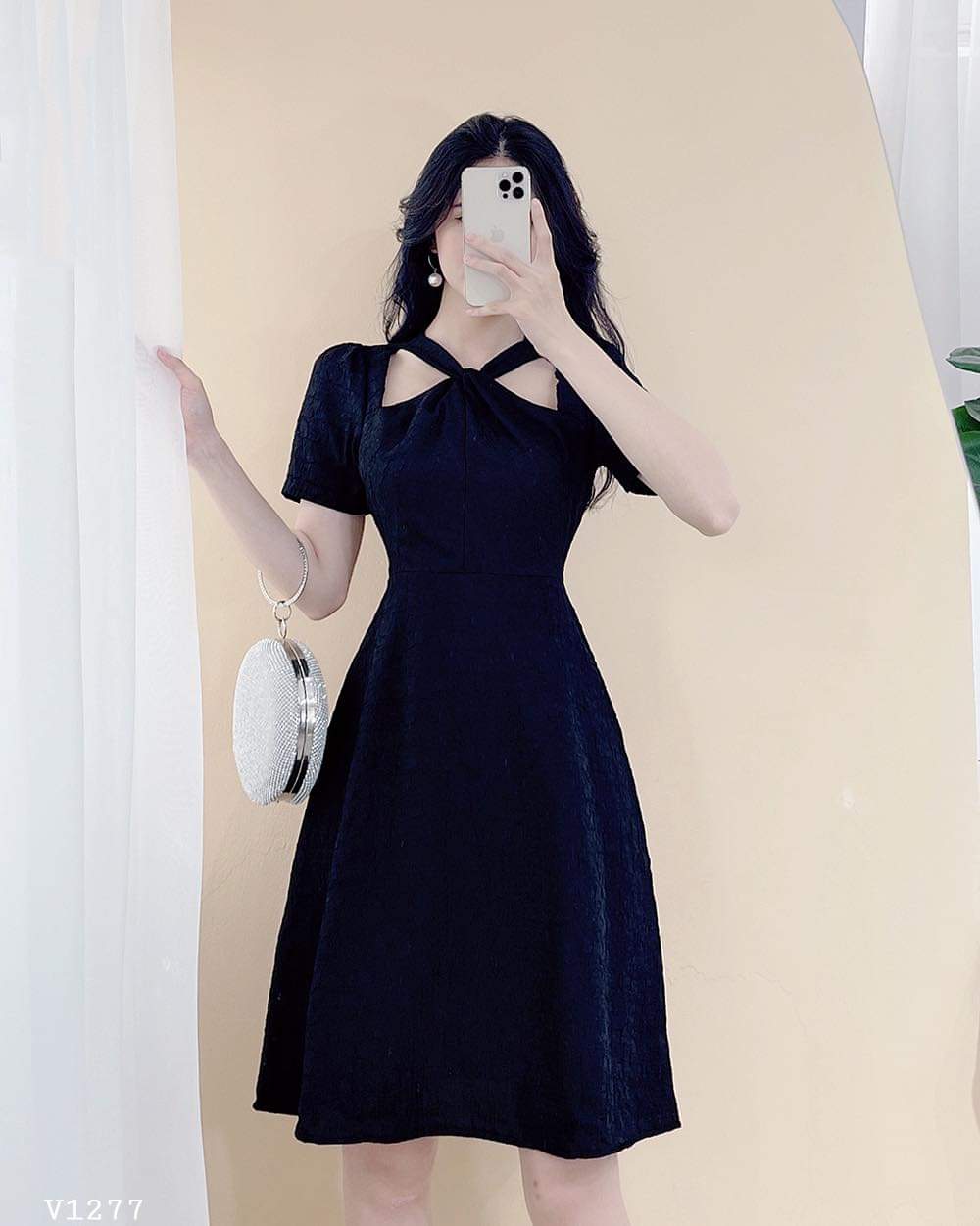 Đầm xoắn cổ dáng xòe dài siêu xinh