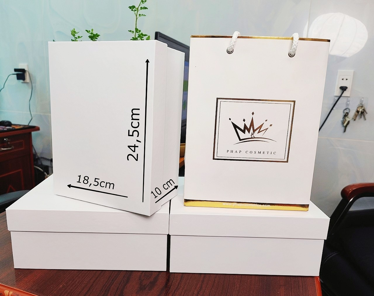 Combo Hộp quà + Túi giấy tặng kèm giấy rơm hồng