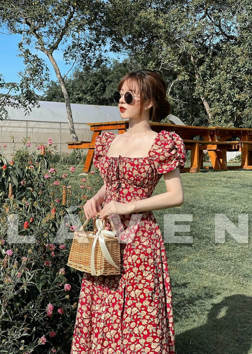 ĐẦM DÁNG DÀI XẺ TÀ CÓ MÚT TIỂU THƯ (D.X)