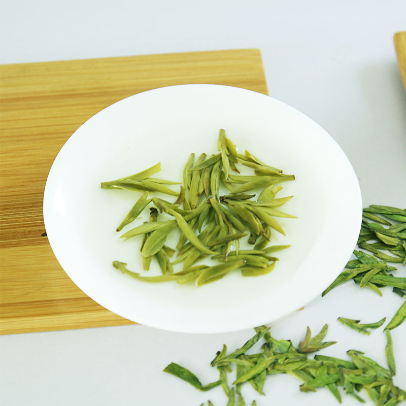 【China Tea】Longjing Tea New Tea Authentic Alpine Green Tea 100g