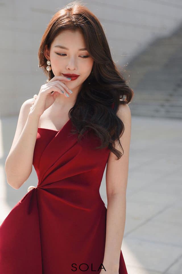 Đầm chéo vai dây siêu sang chảnh