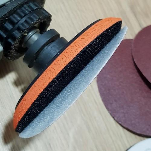 Bộ Phớt (đế) Mài Nhựa Với 5 Miếng Giấy Nhám Tròn 100mm