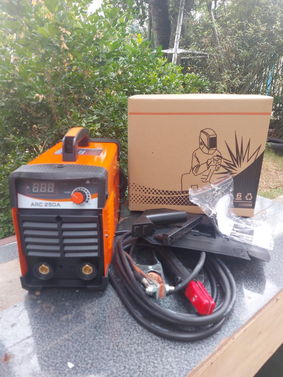 Máy hàn điện tử JASIC 250A