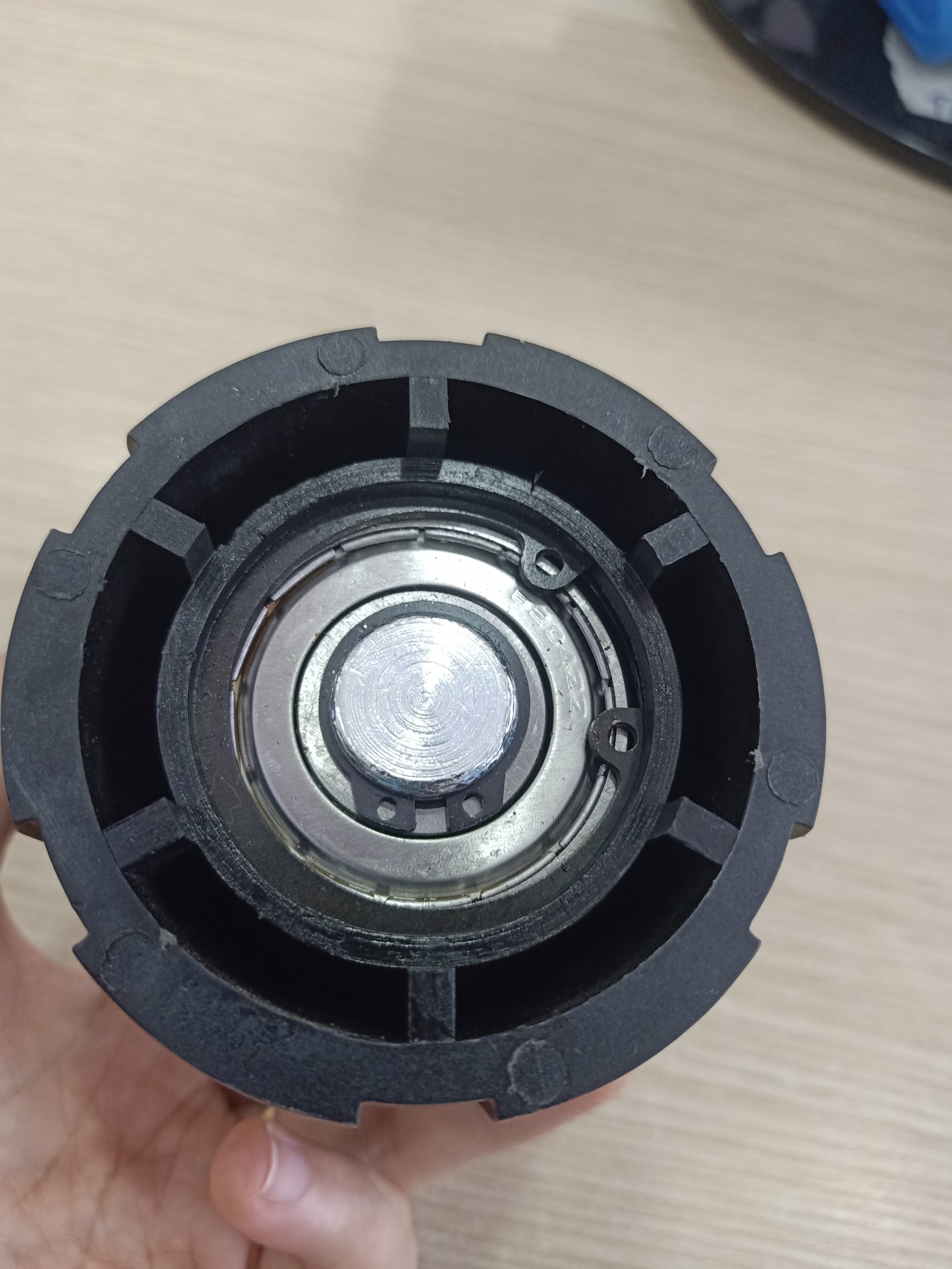 Cốt trục cao su có bạc đạn ống trục phi 90