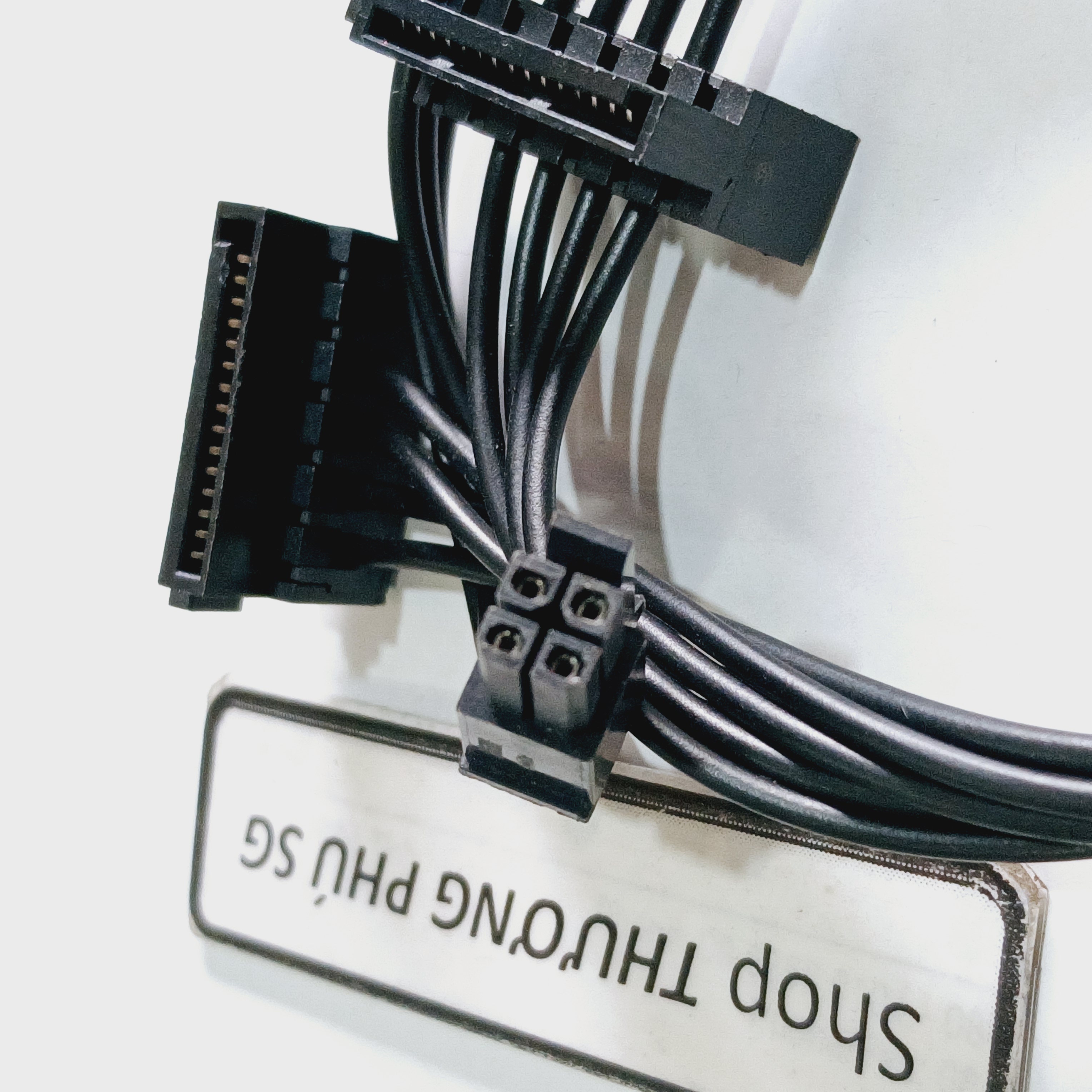 Cáp Mini 4 Pin ra 2 Sata / 4 Pin ra Sata (Mini 4 Pin: 5mm x 5mm) / Cáp dài 45Cm