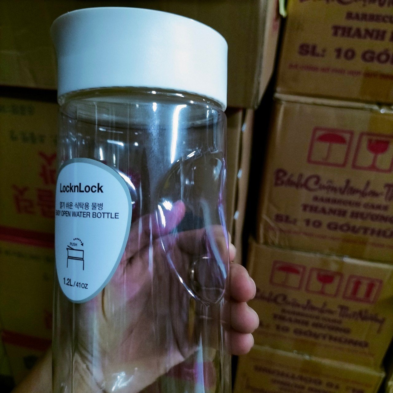 (Hỏa Tốc HCM)Bình Đựng Nước Lock&Lock Easy Open 1.2L Nắp Nhấn