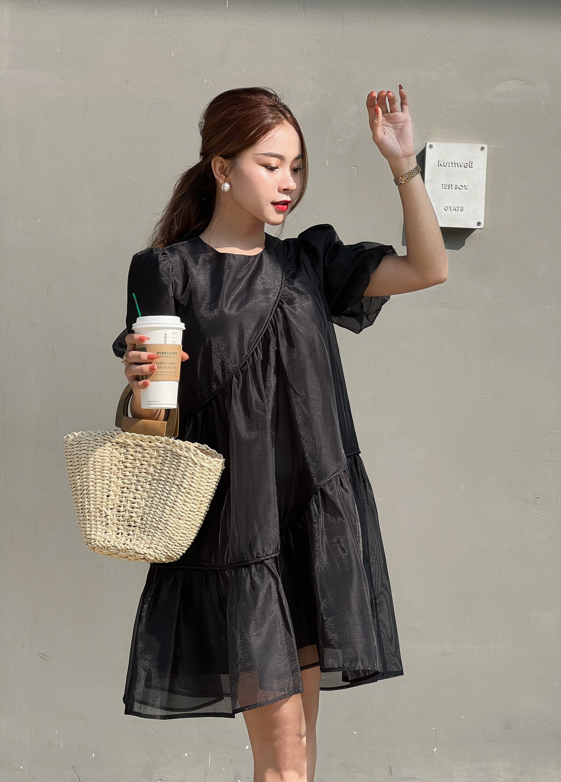Đầm babydoll ngắn vặn thừng Joven