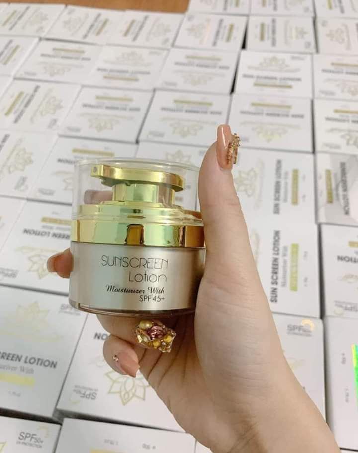 KEM DƯỠNG DA BAN NGÀY CHAMOMILESKILL