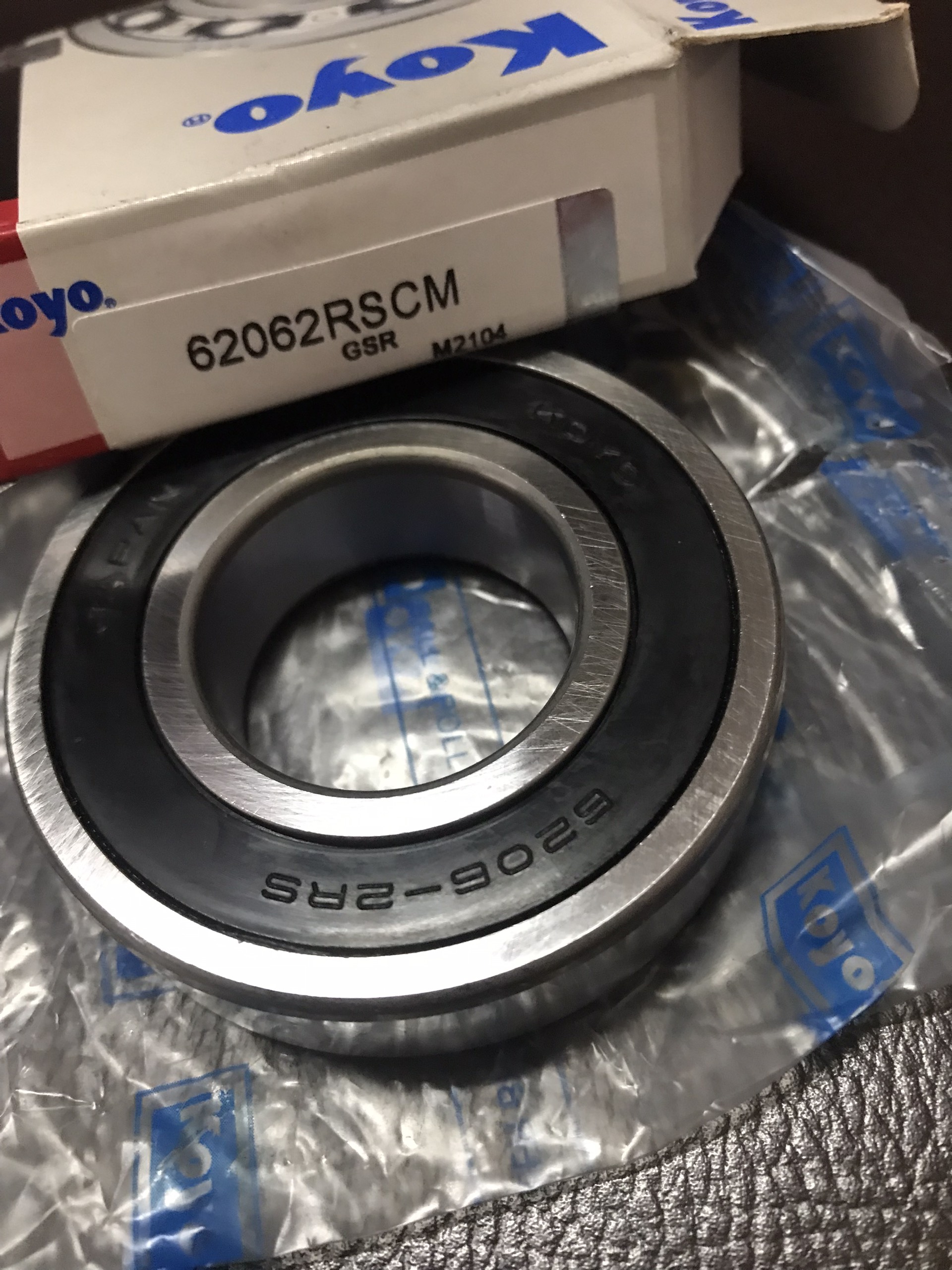 Vòng bi koyo 6206 2rs - chất lượng cao