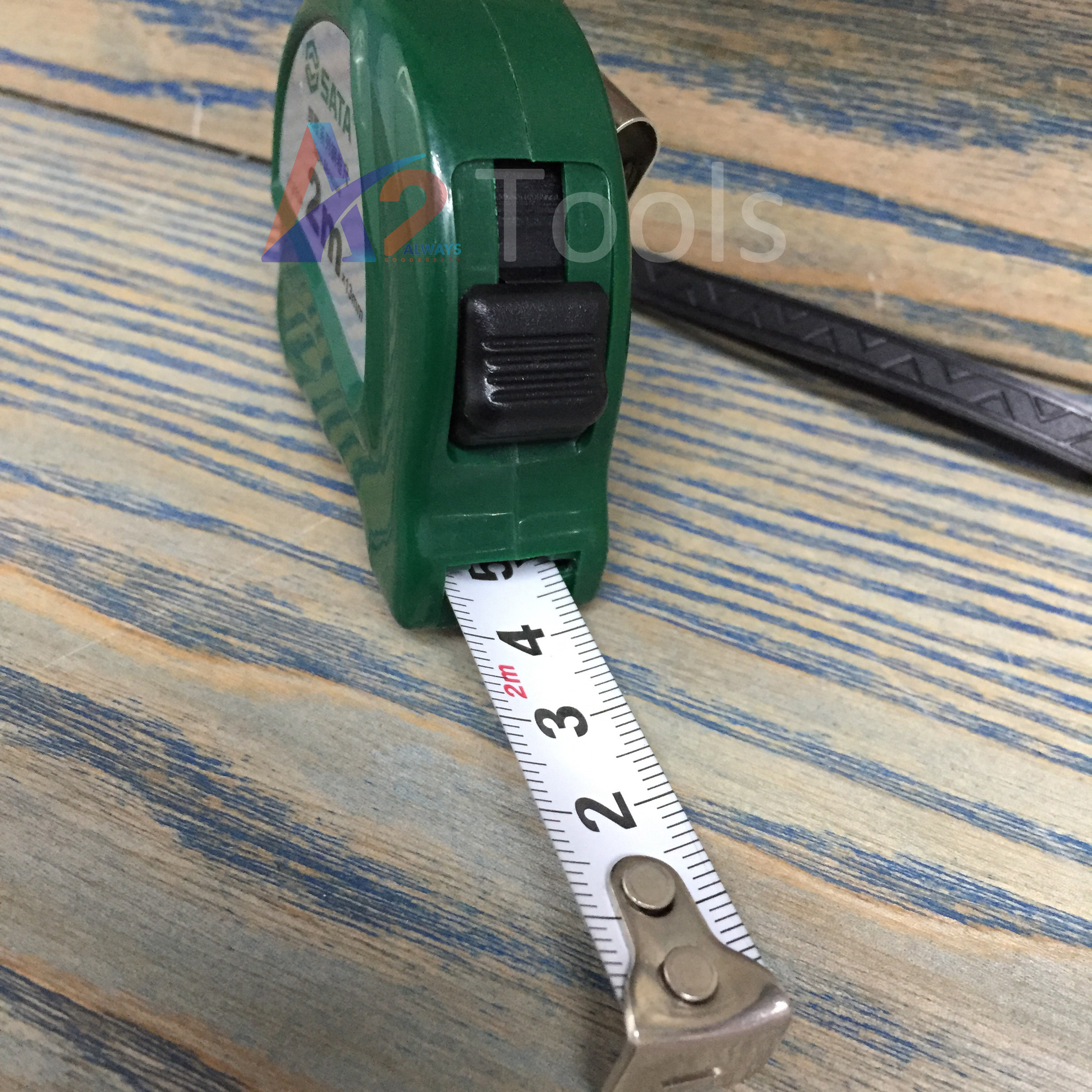 Thước cuốn thép 2.0m SATA 91311