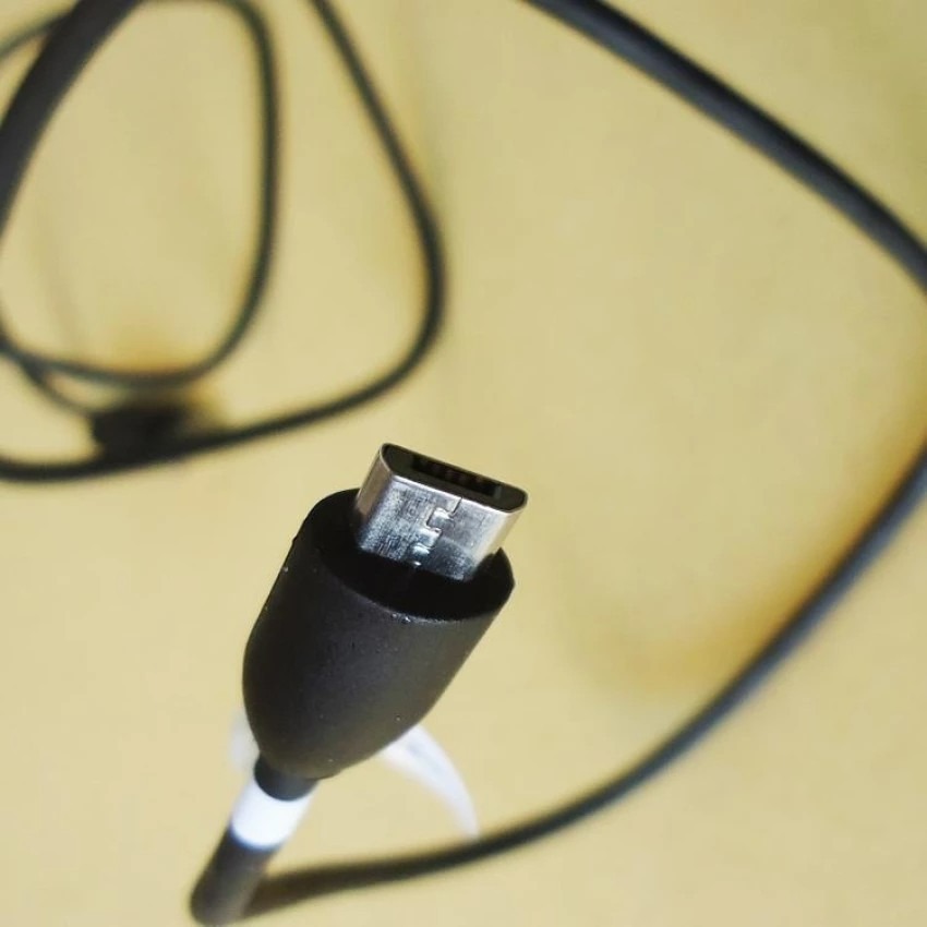 Cáp sạc Micro USB dành cho HTC - Chuẩn Xịn - Nguyên Seal