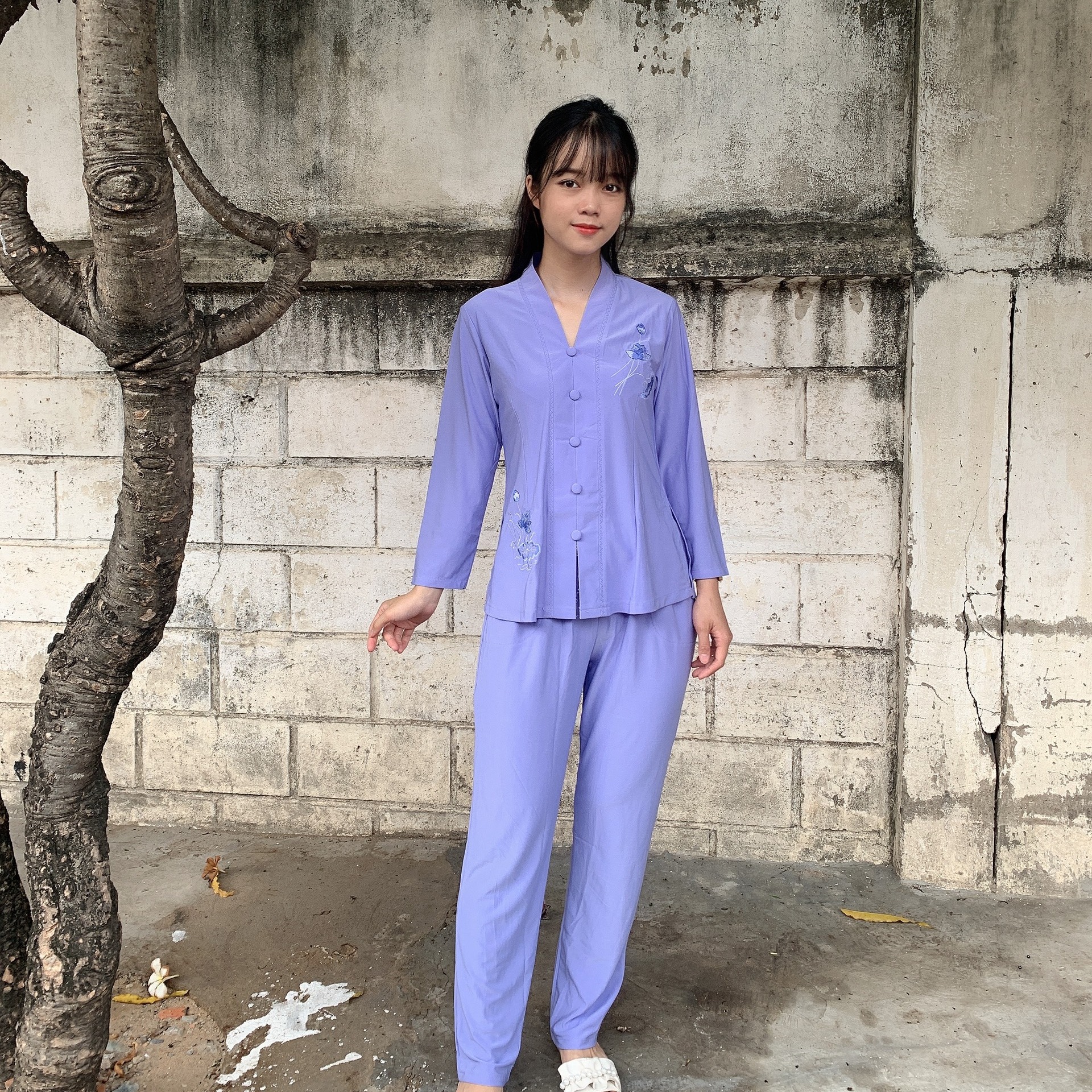 Đồ lam đi chùa nữ, đồ phật tử mẫu thun lắc bông