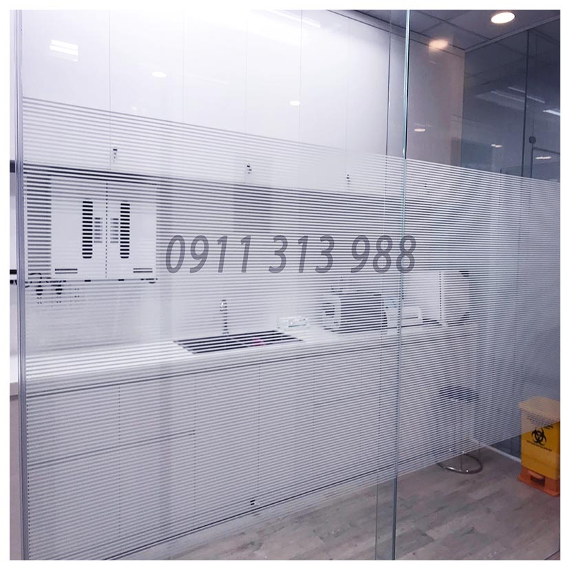 Decal dán kính khổ 1 mét sẵn keo
